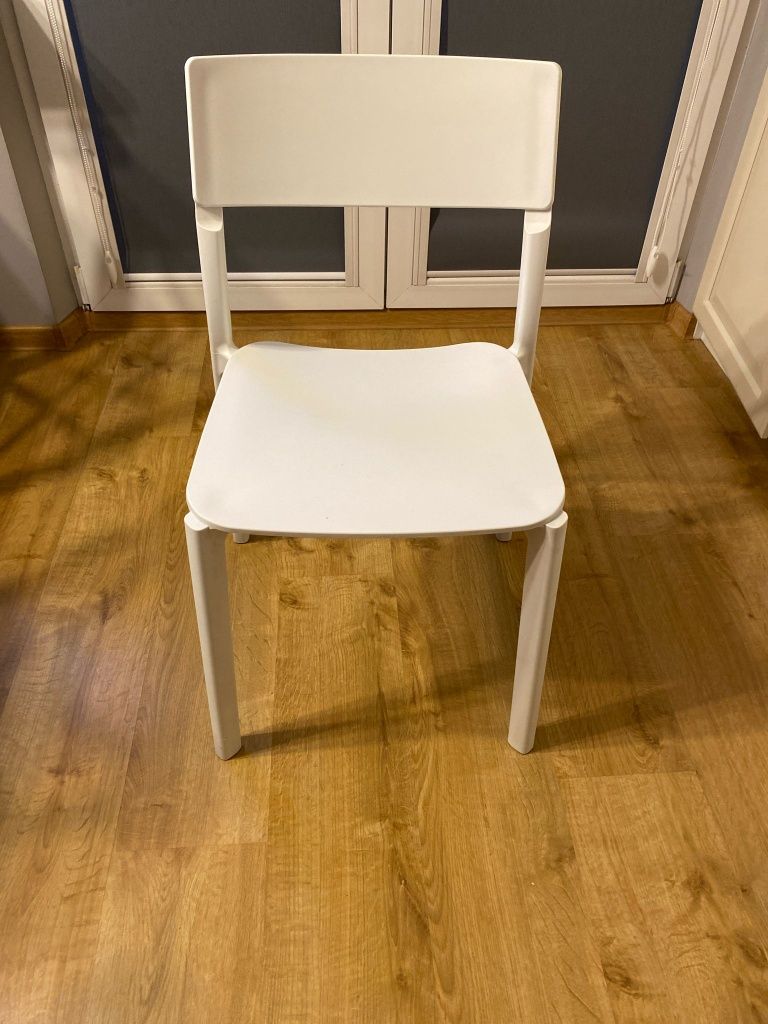 krzesło plastikowe białe ikea