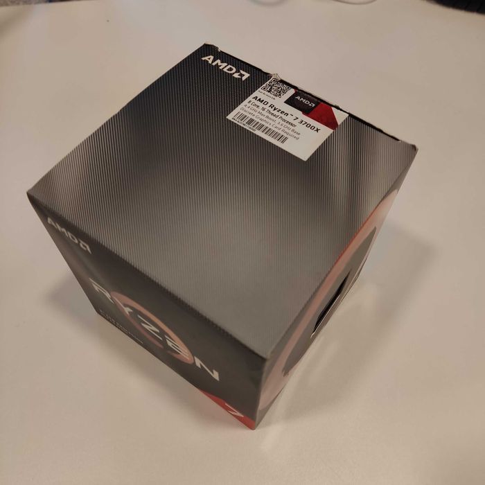 AMD Ryzen 7 3700X