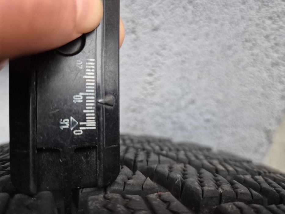 Комплект Зима Audi Q4 Q5 E-Tron VW ID4 ID5 235/55R19 Bridgestone LM005