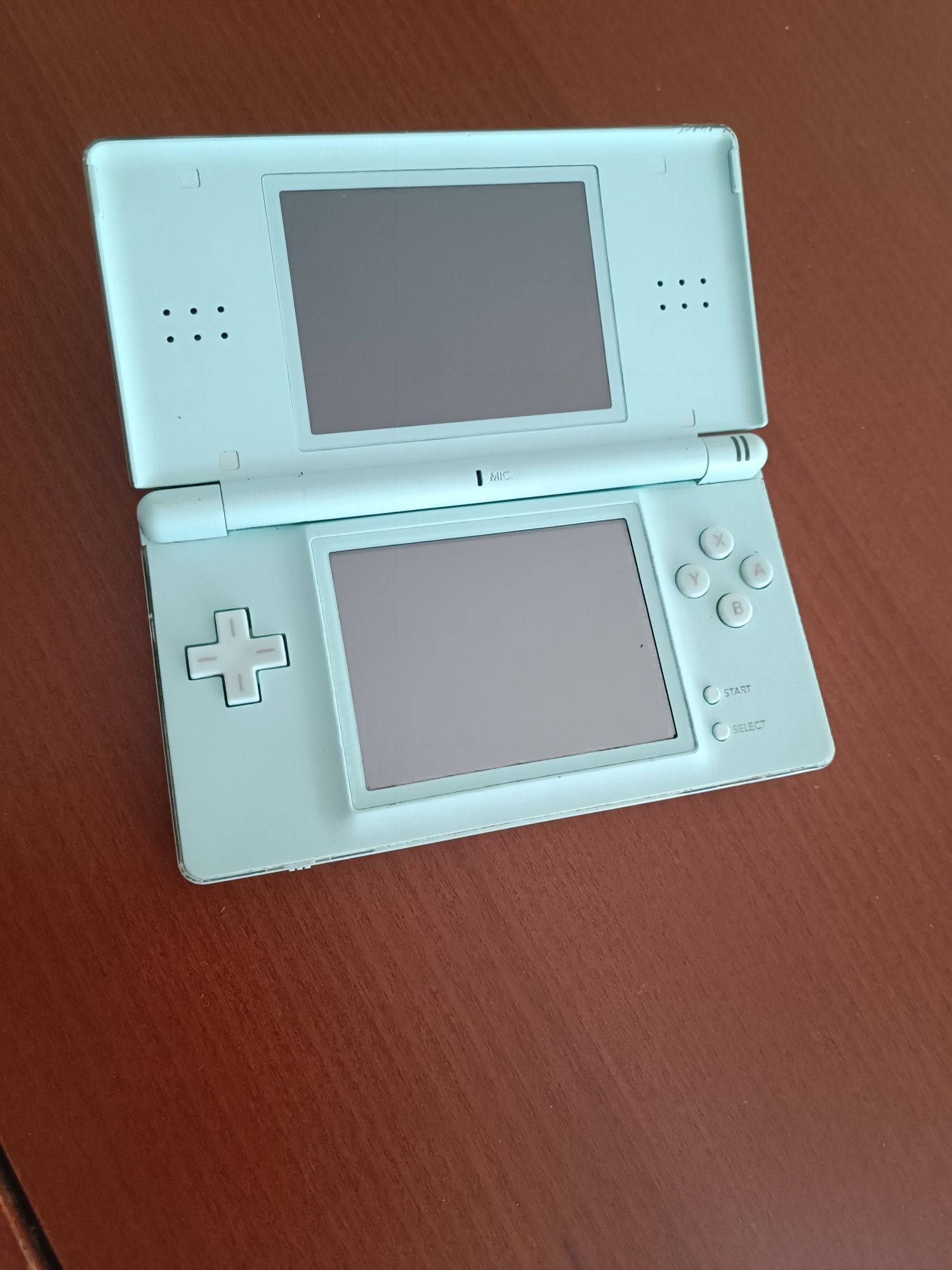 Nintendo DS sem som