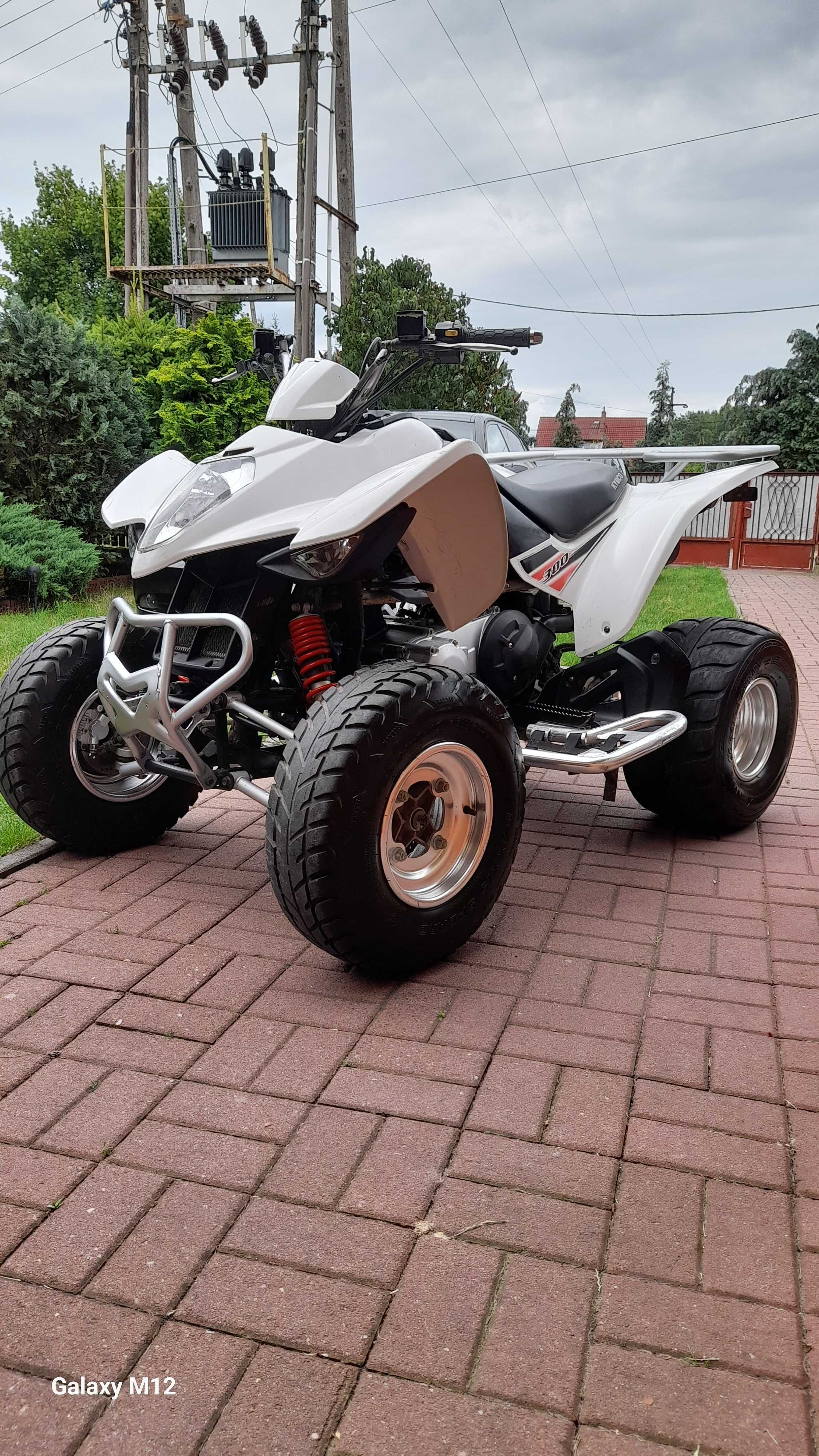 Quad kymco maxxer 300 .2011r