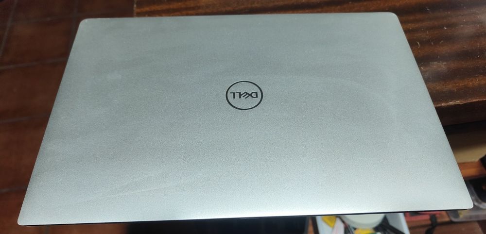 Portátil DELL XPS P82G 13" i7 8th 16GB RAM 512GB SSD M2 NVME