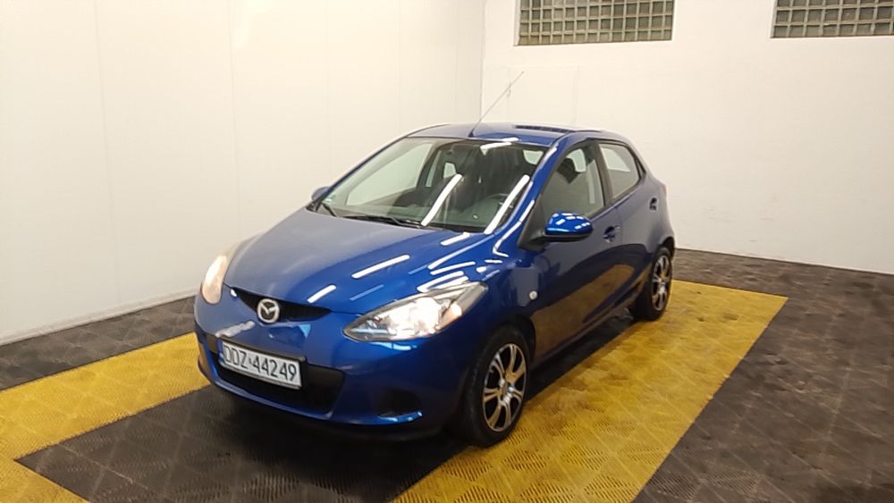 Mazda 2 2009 benzyna