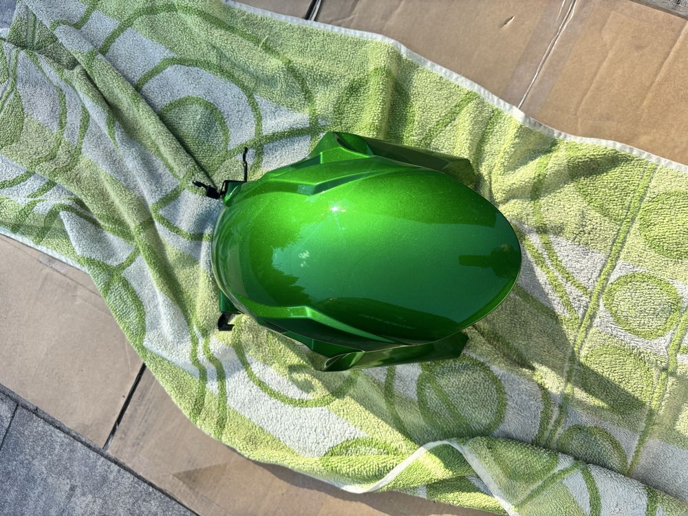 Sprzedam blotnik do kawasaki z1000 sx 2021