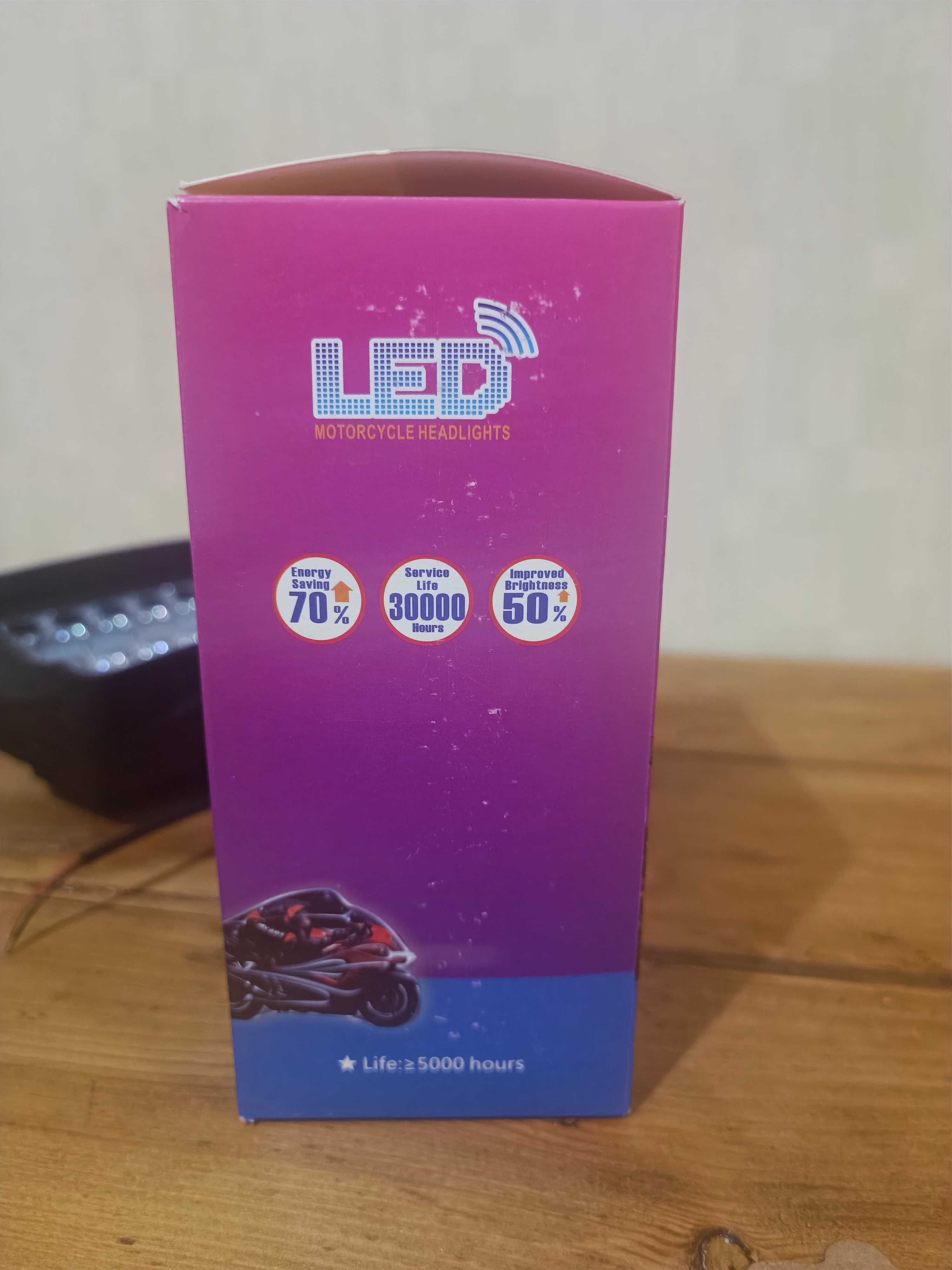 Светодиодная  LED фара  (21 диод). НОВАЯ!