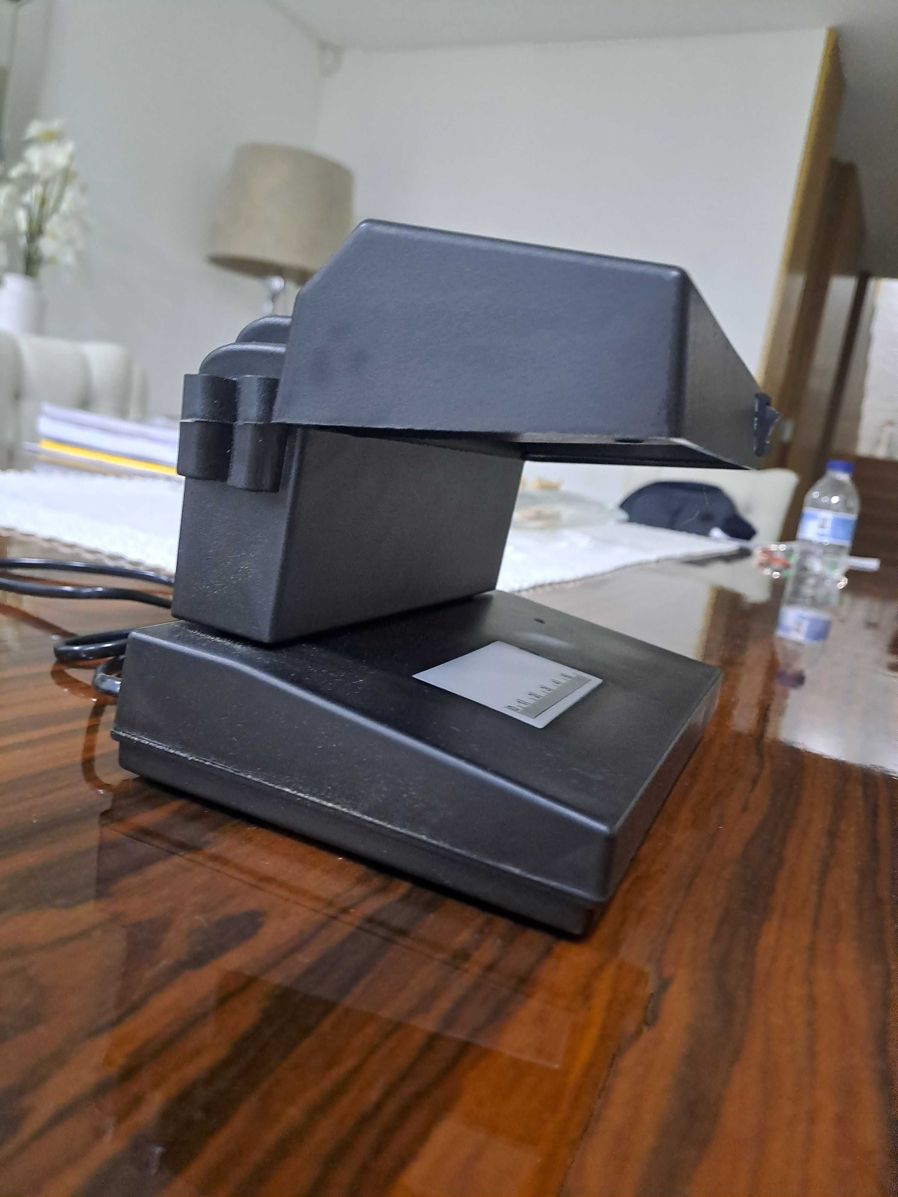 Detector de notas falsas de mesa, dinheiro