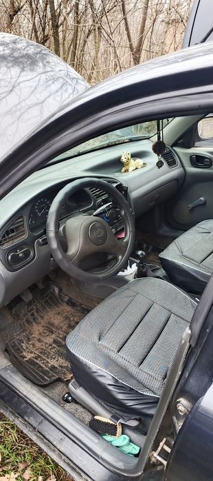 Продам автомобиль Сенс 1.3