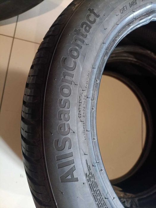 Комплект шин б/у 205/55R17 95V Continental ALLSeasonContact
