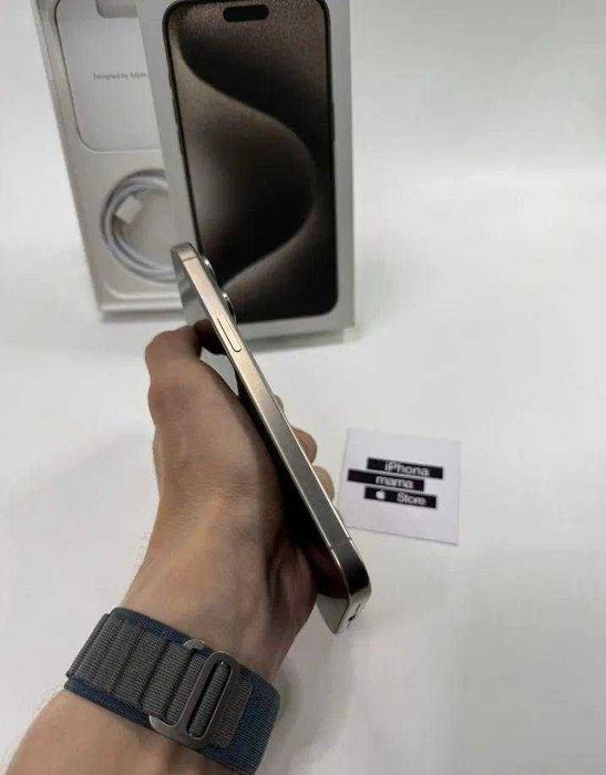 iPhone 15 Pro Max, 256 ГБ