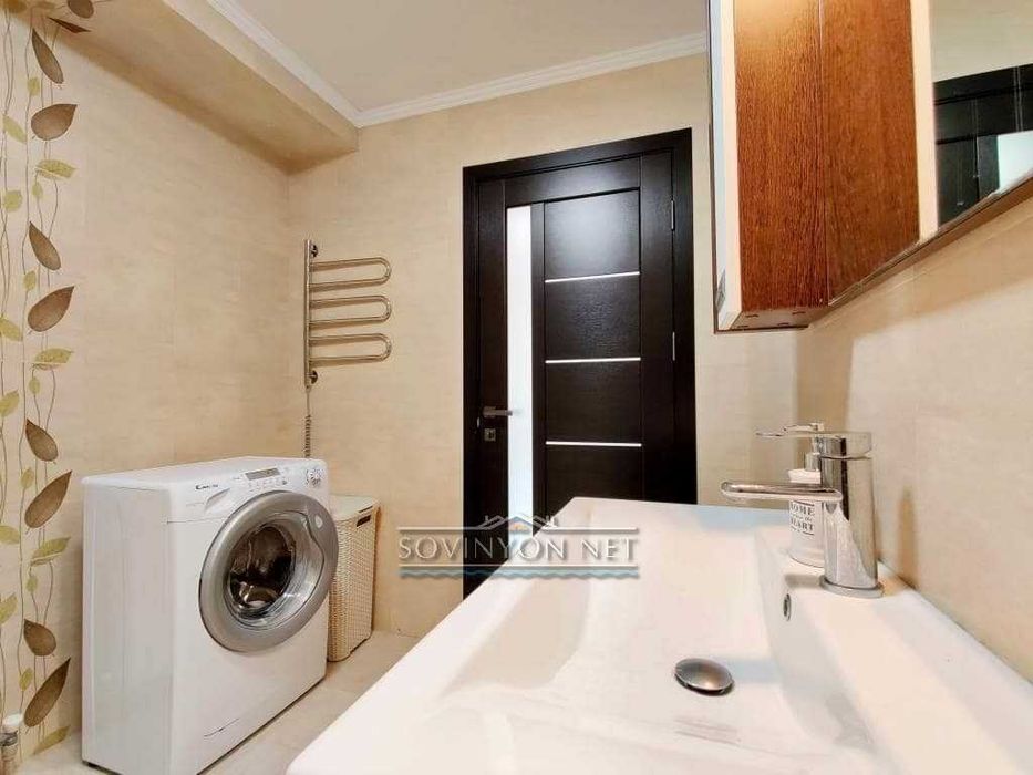 Стильный и красивый дом с шикарным видом на море район Совиньона