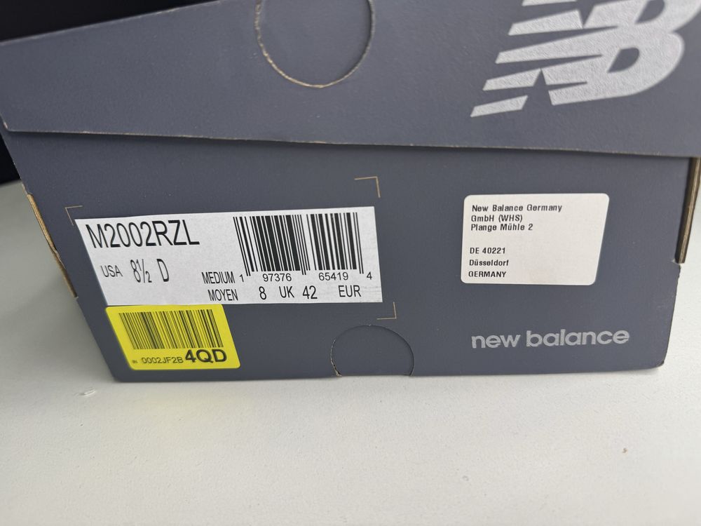 New balance 2002rzl
