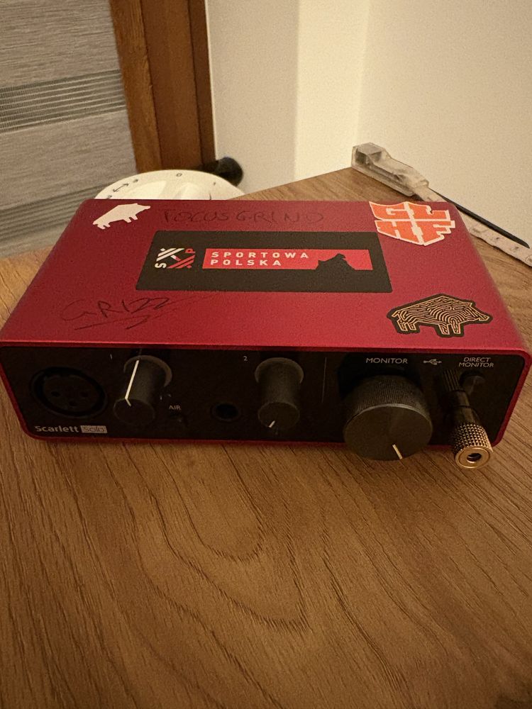 Mikrofon Audio-Technica AT2020 + interfejs focusrite scarlett solo 3