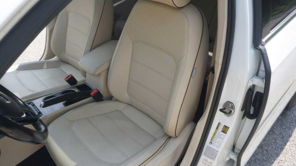 Volkswagen Passat SE      2016