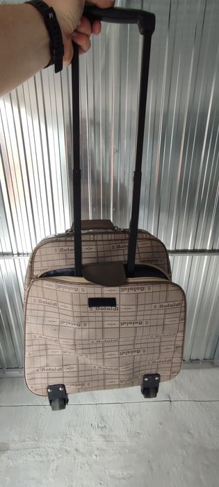 Elegancka walizka turystyczna torba plecak