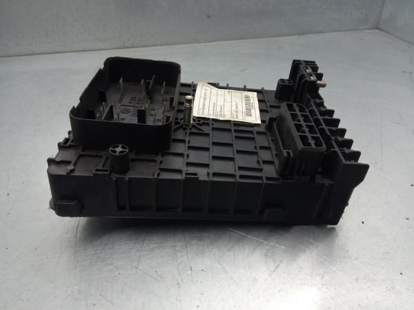 Caixa fusíveis / SAM / BSI VOLKSWAGEN Passat (362)