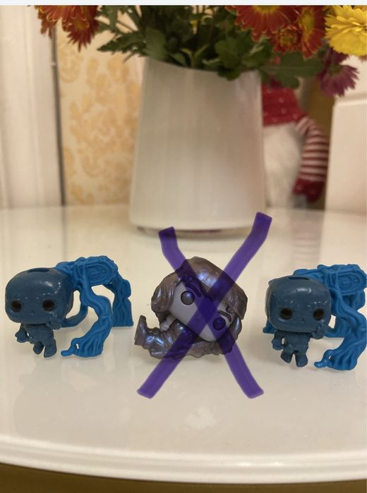 Игрушки с киндера Очень странные дела