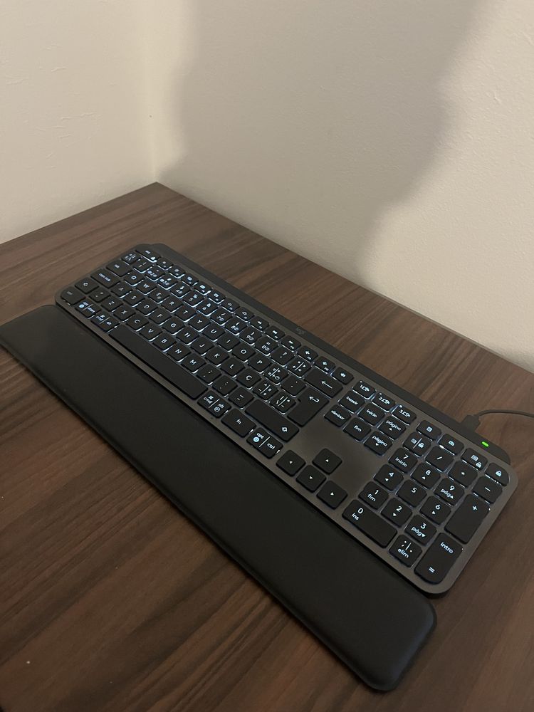 Teclado logitech MX Keys Bluetooth PT Graphite