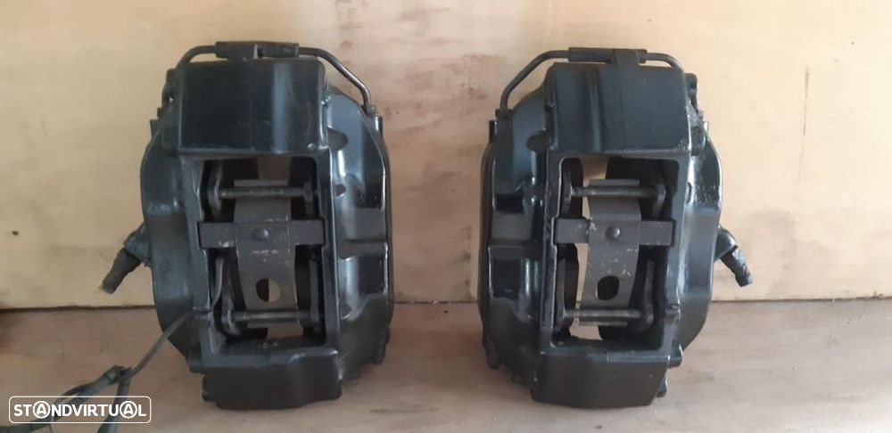 Kit travagem Brembo de 4 pistões para aplicação