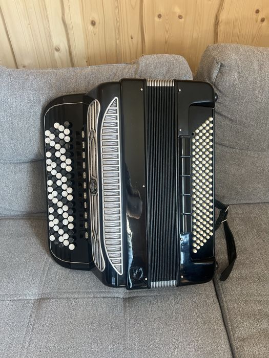Weltmeister Supita Akordeon guzikowy 120 kanałowy