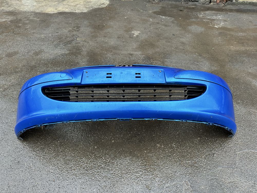 Передній бампер Peugeot 307 Пежо 307 2001-2005 дорестайл