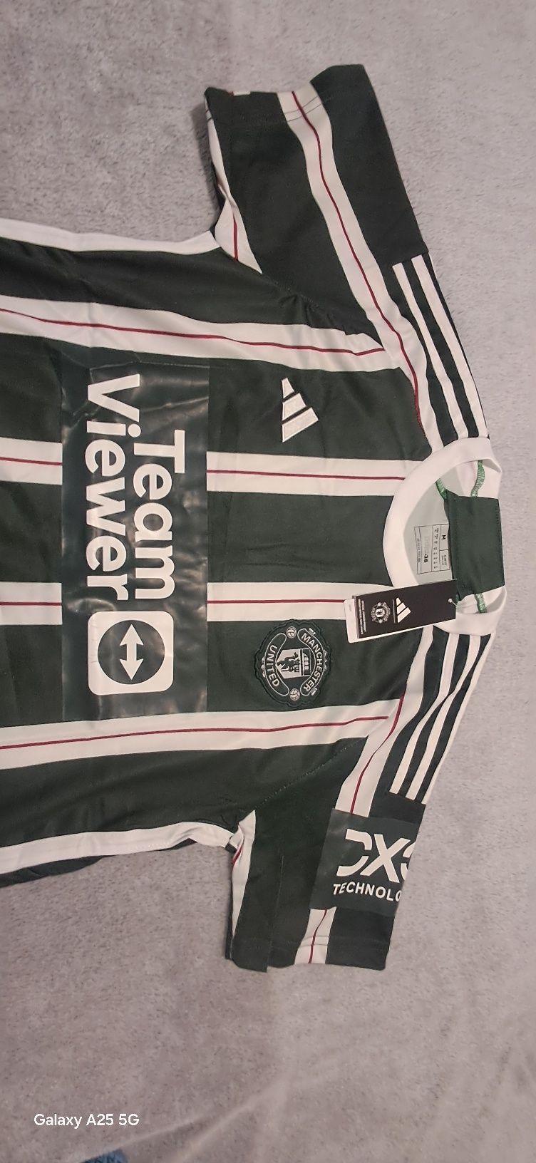 Koszulka piłkarska Man utd (lekkie uszkodzenia)