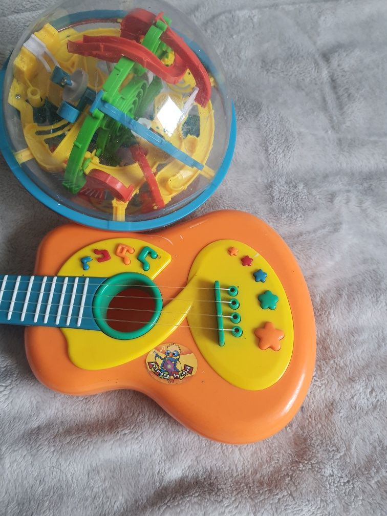 Kula Labirynt Gra Zręcznościowa. Gitara