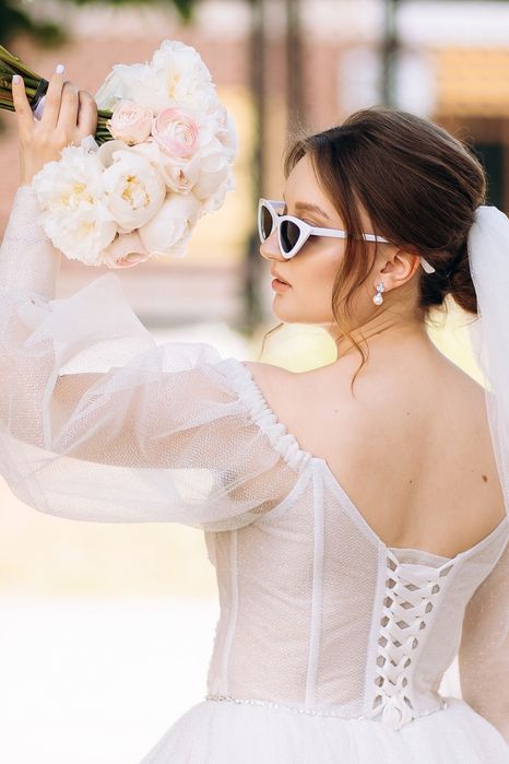 Весільна сукня