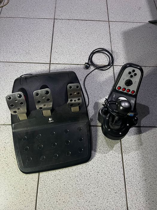 Pedais + Shifter Logitech G25/G27 antigo