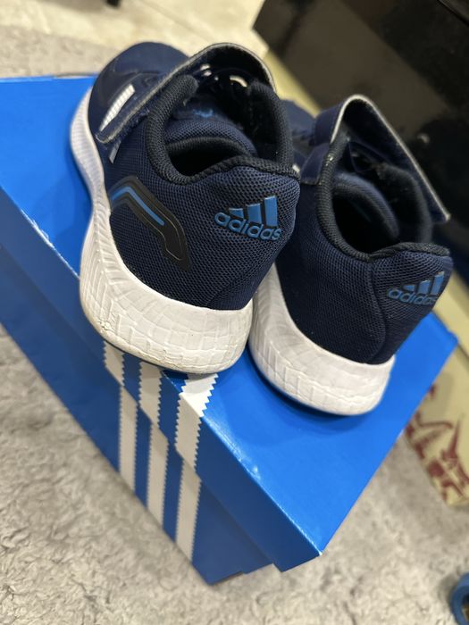 Adidas мокасини б/у 30