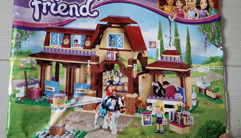 LEGO Friends 41126 Klub jeździecki Heartlake.