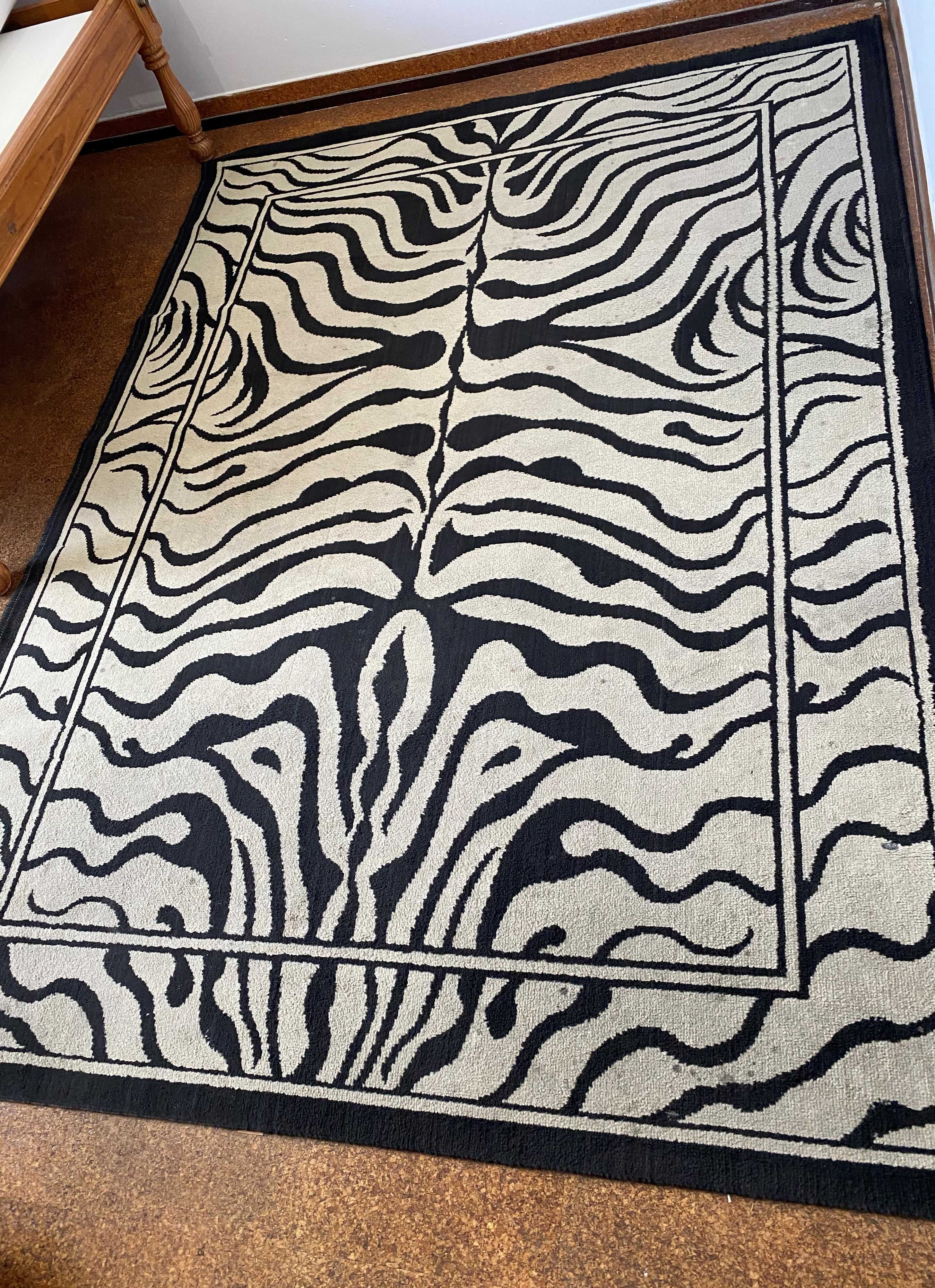 4 Tapetes com padrão zebra_ conjunto