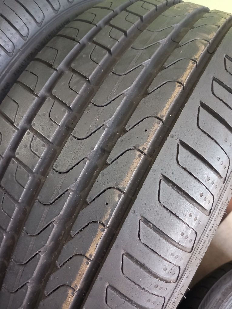 Pneus 225/40/18 Pirelli Cinturato P7 RFT DOT2023 Demos
