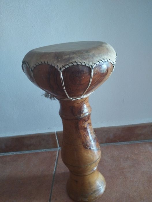 Djembe usado em bom estado