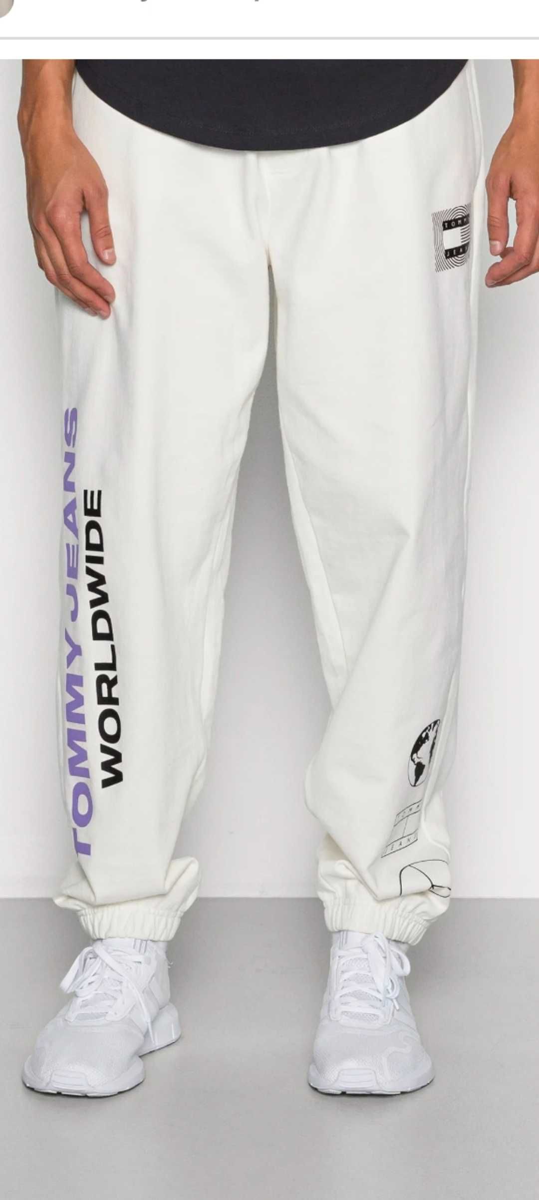 Spodnie dresowe Tommy jeans
