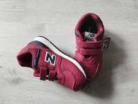 Sprzedam buty dziecięce New Balance rozm. 22,5.