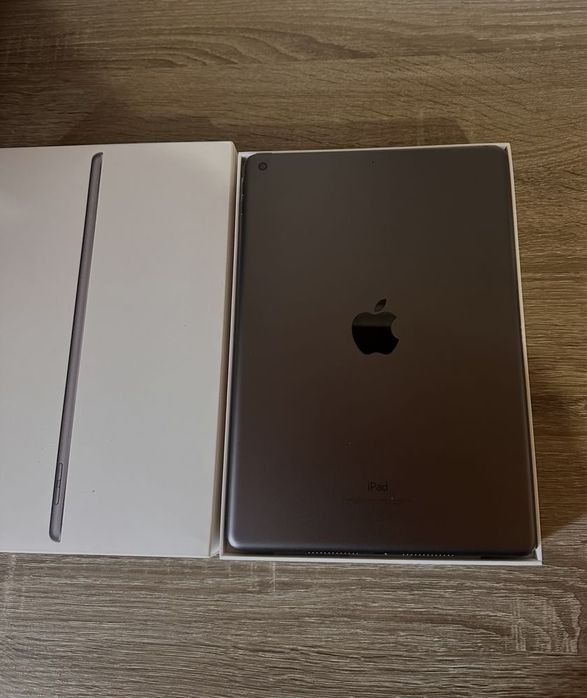 Ipad 9th geração (64GB)