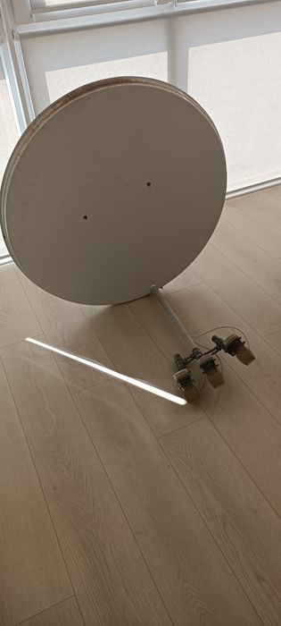 Супутникова антена