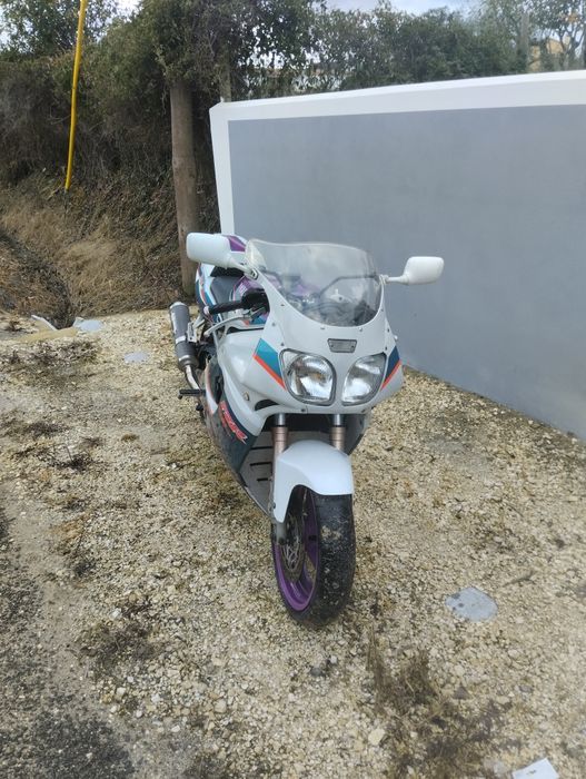 Yamaha Fzr 600 Genesis