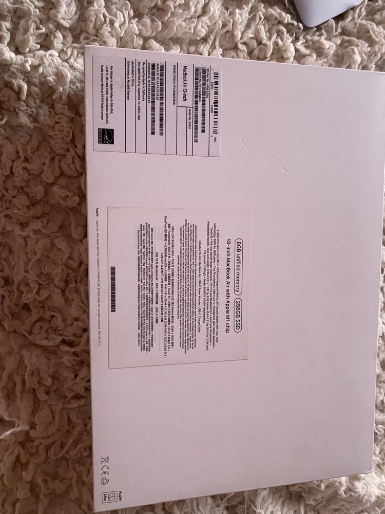 MacBook Air 13 M1 16GB RAM 256Gb SSD 98% стан батареї