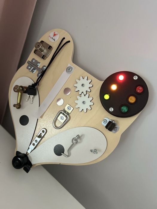 Tablica manipulacyjna Foxy Family