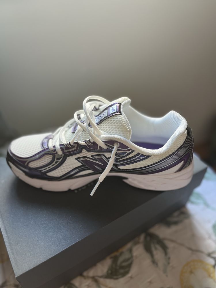 New balance 740 roxos