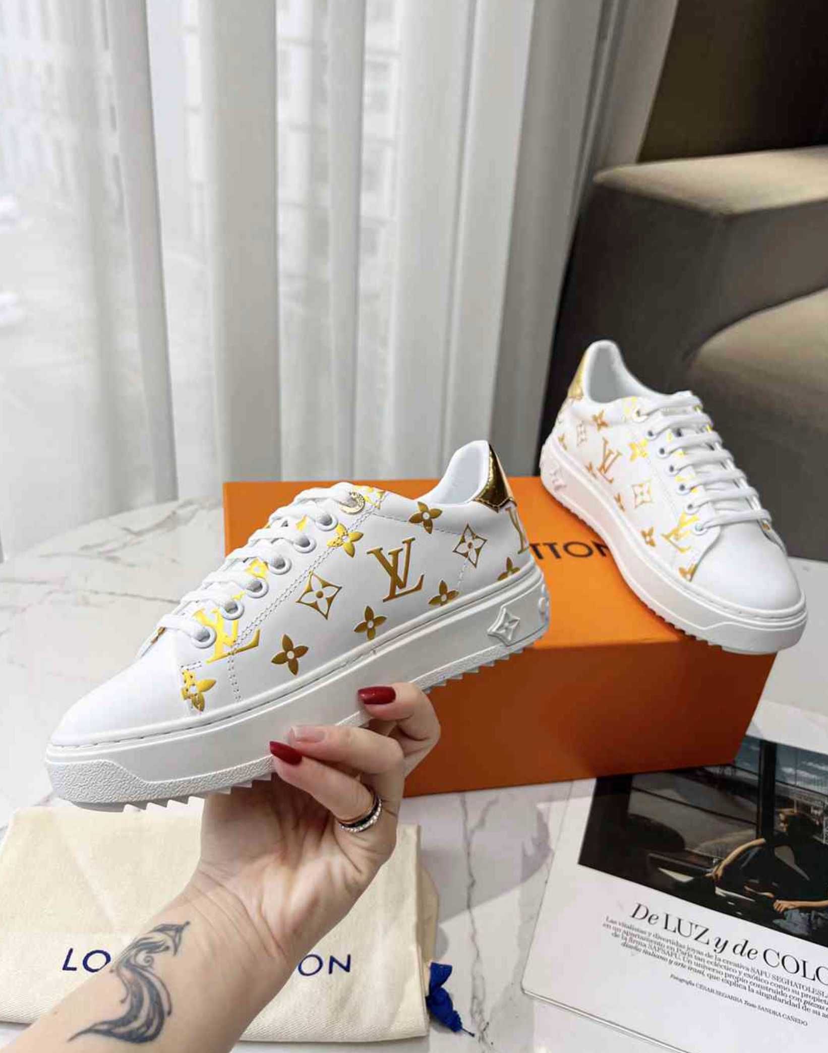 LOUIS VUITTON Buty Sportowe 'TIME OUT' Biało Złote