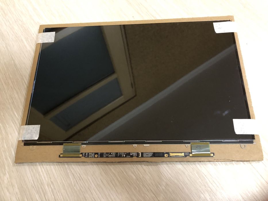 Продам матрицу для макбук А1369/А1466