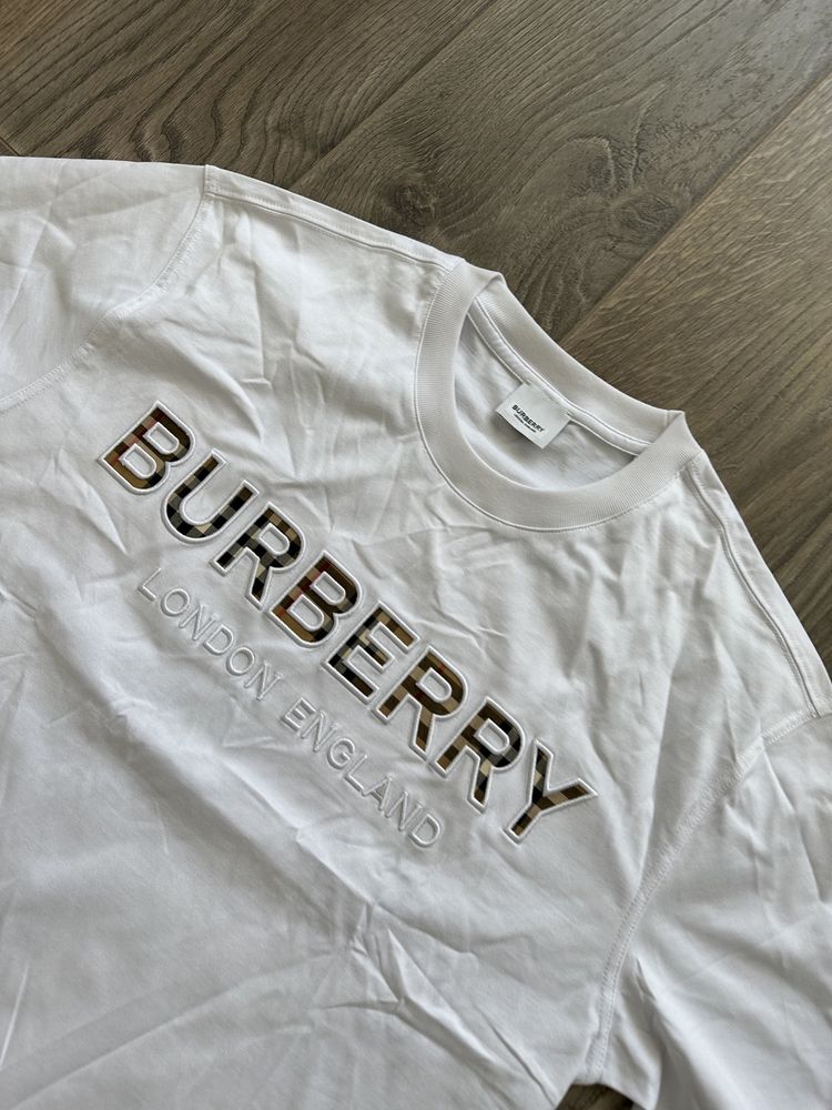 Burberry футболка