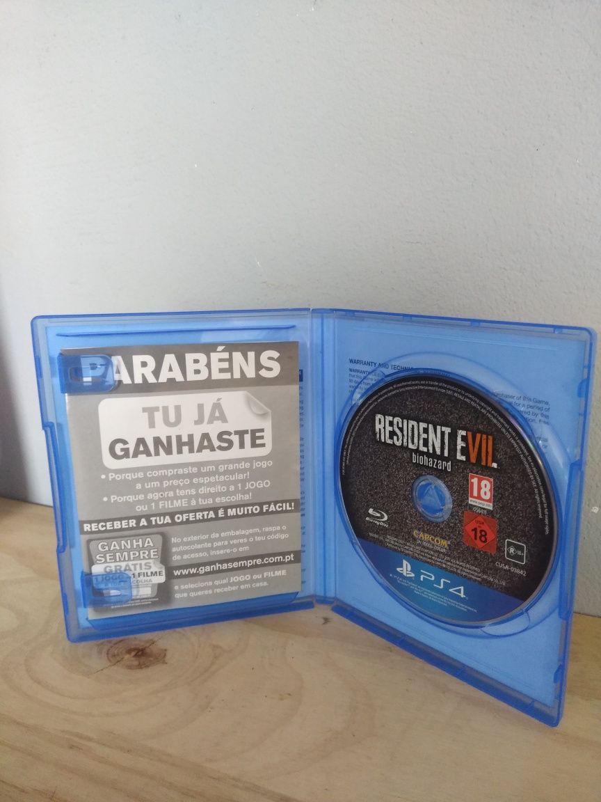 PS4 Jogo Resident Evil 7 Biohazard completo