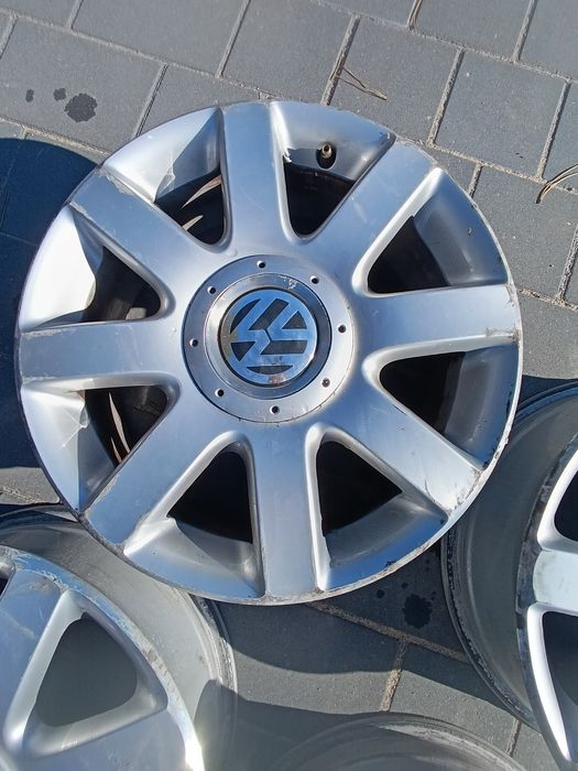 Oryginalne felgi aluminiowe od WV Golf MK6 16 cali