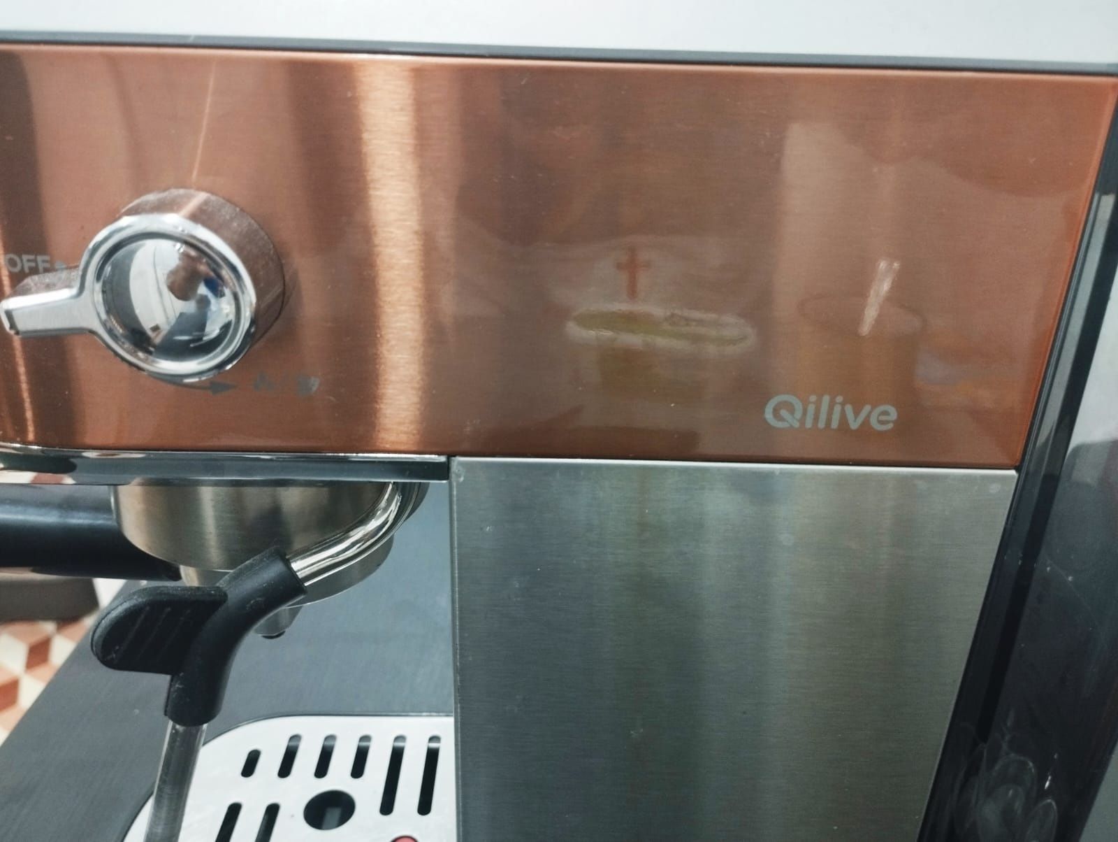 Cafeteira + Moedor Qlive Q.5724