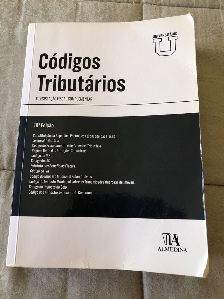 Códigos Tributários Almedina Universitário
