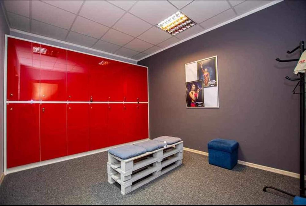 Szafki szatnia siłownia klub fitness Шафи спортивний клуб