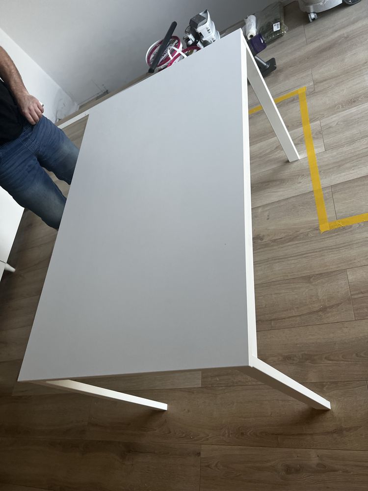 Stół VIHALS IKEA bialy rozkladany